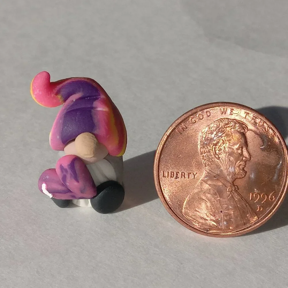 🎯 10 for $10 / Handmade Miniature Gnome - Picture 6 of 10